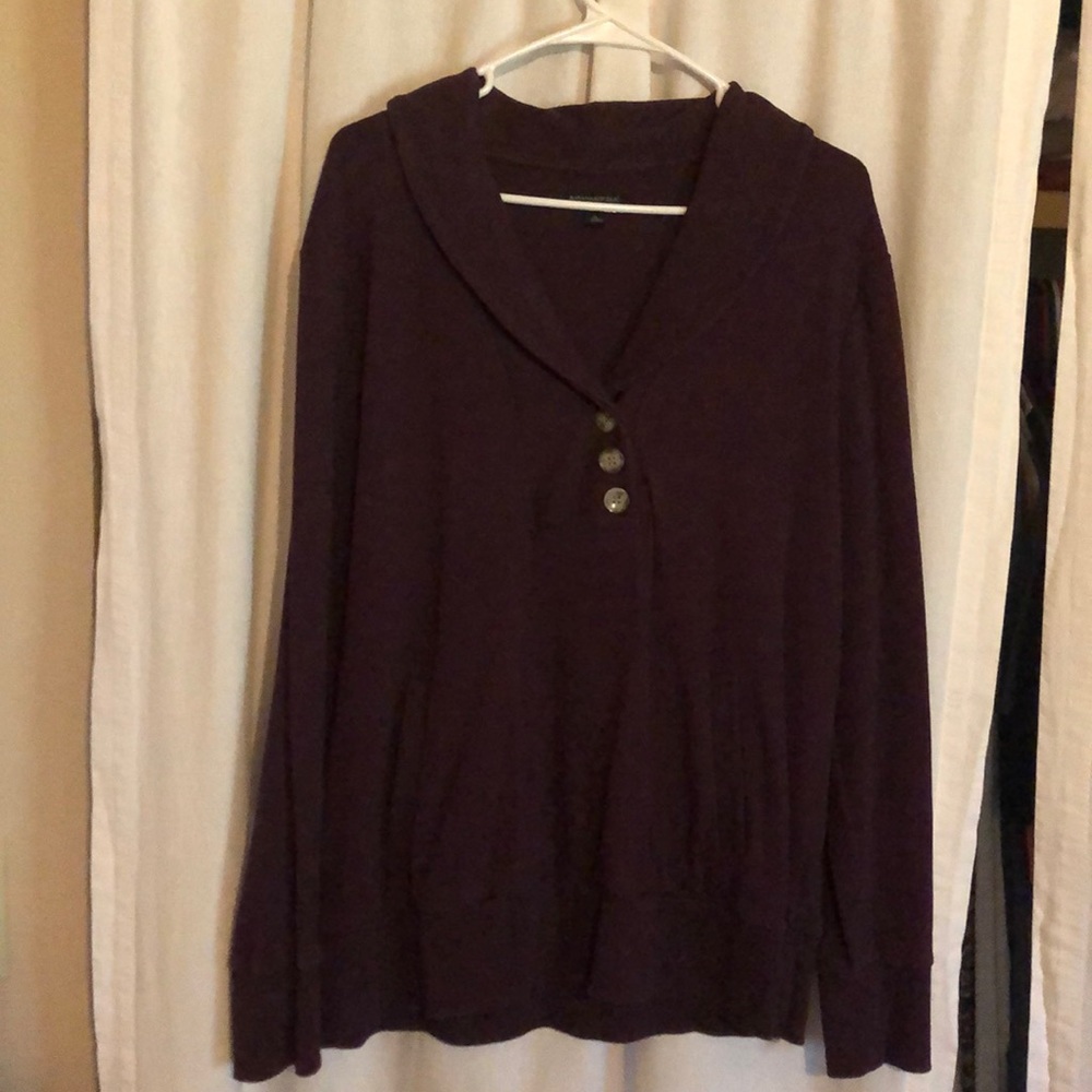 Banana Republic 3 button pullover